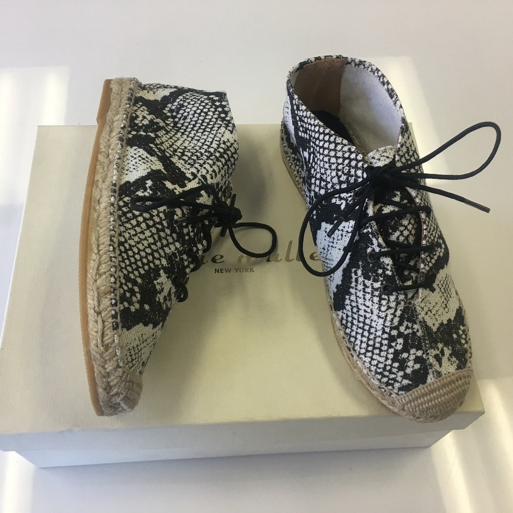 Women's Bettye Muller Espadrilles sz 37/7 NIB - Picture 1 of 3